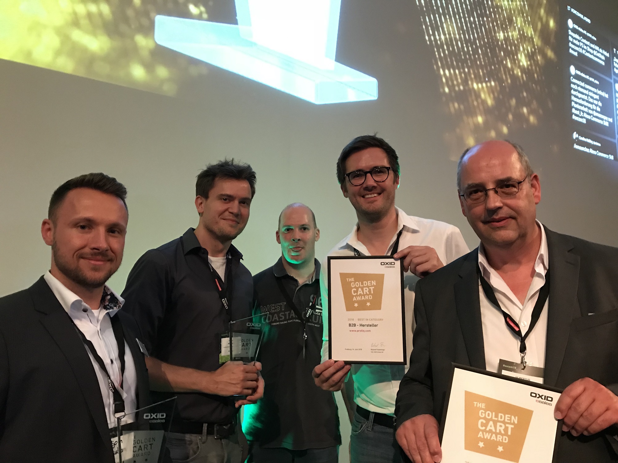 Golden Cart Award für Dixeno und den PROTIQ Marketplace